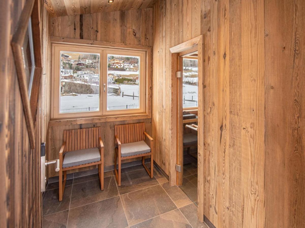 Apartment In Wald Im Pinzgau With A Carport Ngoại thất bức ảnh
